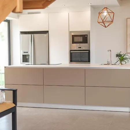 Llanes Jardin Y Piscina Privada - La Raizona Ferienhaus Pancar